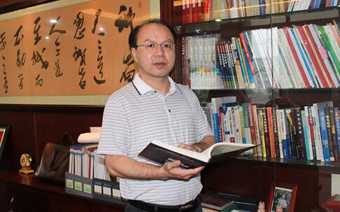 廣西博世科公司王雙飛是廣西大學(xué)老師？宋海農(nóng)領(lǐng)導(dǎo)班子成員