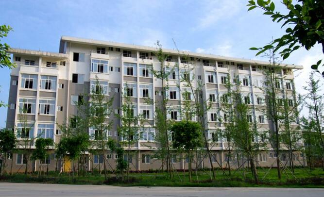 桂林理工大學(xué)博文管理學(xué)院是幾本怎么樣？公辦還是民辦？學(xué)費和環(huán)境如何？
